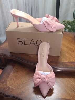 New in box! Beach by Matisse Goldie Womens 9 Pink Pointed Toe Bow Mule Heels